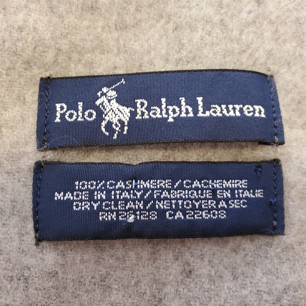 Cashmere scarf